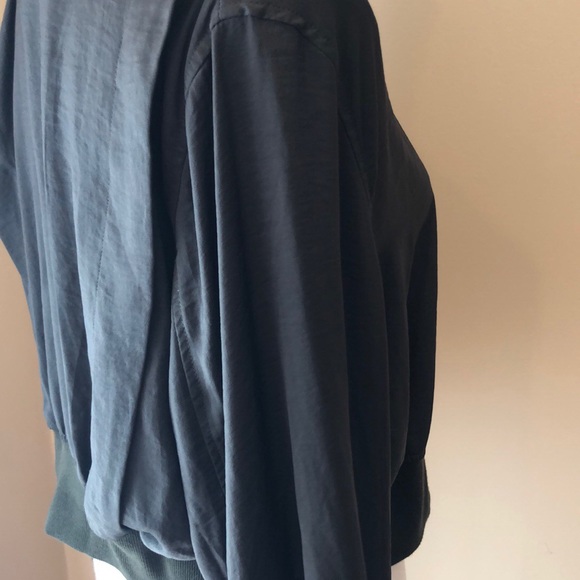 🆕 H&M crop jacket - Picture 4 of 6